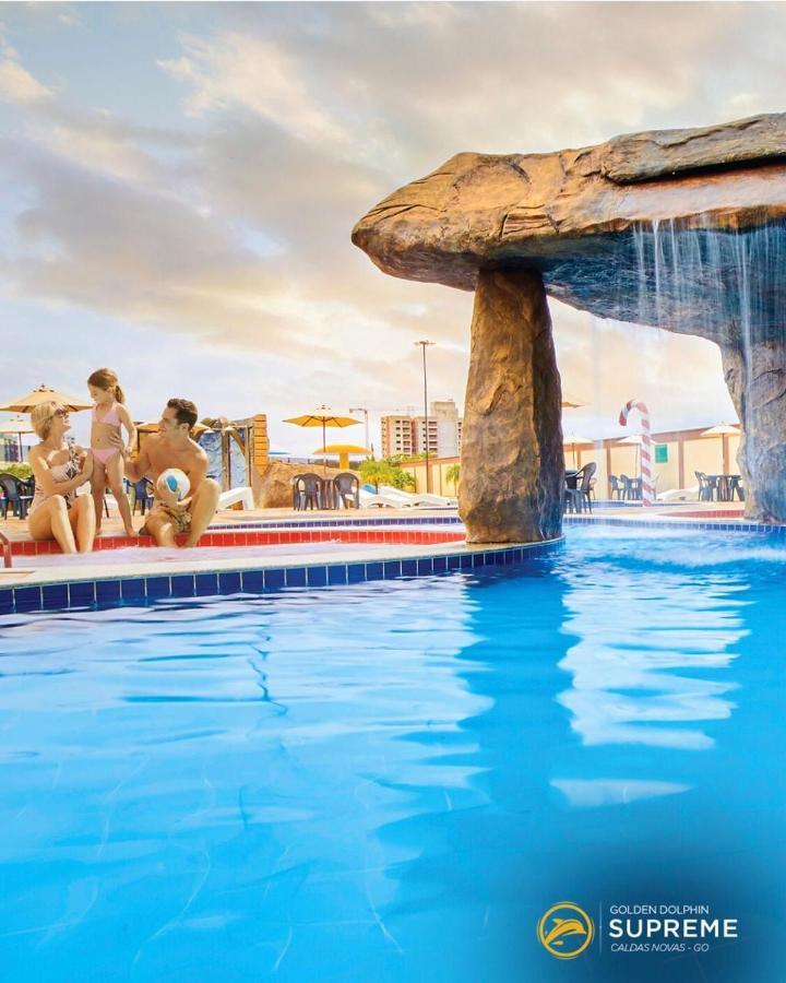 Golden Dolphin Aparthotel Caldas Novas Exterior foto